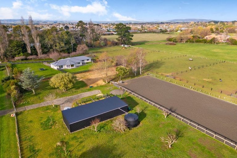 Photo of property in 137 Kent Street, Carterton, 5713