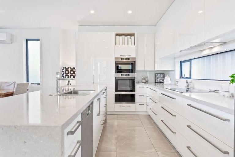 Photo of property in 352d Beach Road, Mairangi Bay, Auckland, 0630