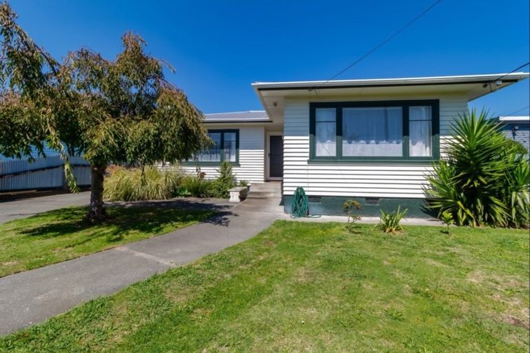 Photo of property in 13 Hurst Avenue, Maraenui, Napier, 4110