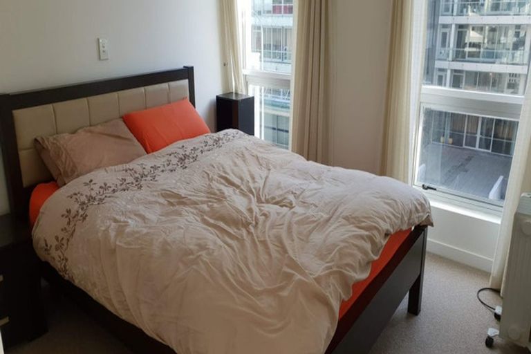 Photo of property in Terrace Heights Apartments, 4b/163 The Terrace, Wellington Central, Wellington, 6011