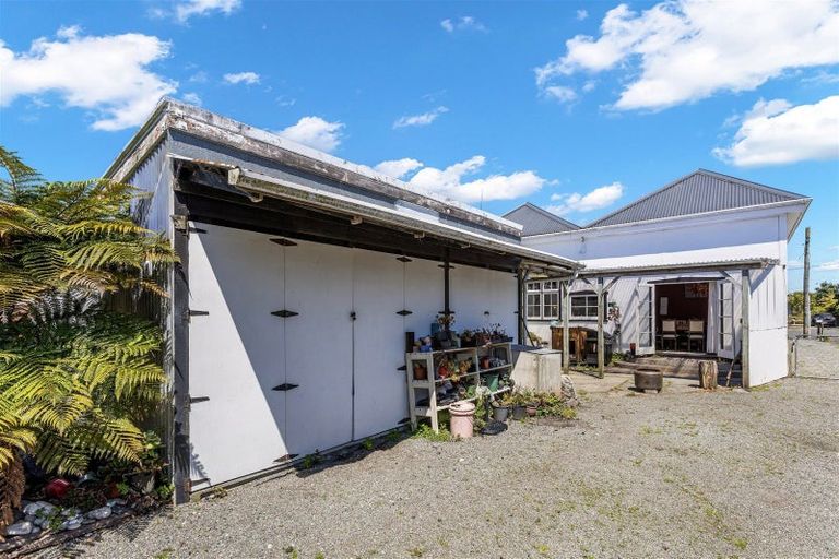 Photo of property in 89 Derby Street, Westport, 7825