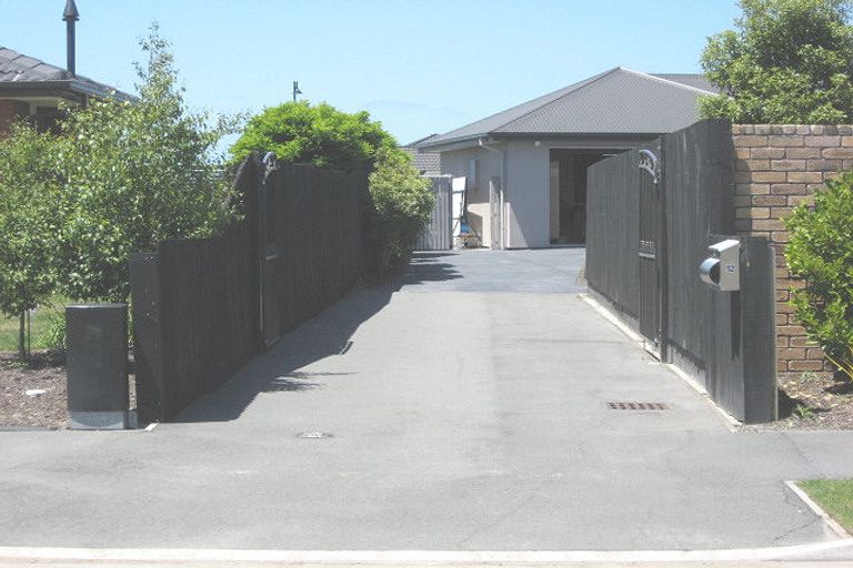 Photo of property in 12 Ruahine Place, Parklands, Christchurch, 8083