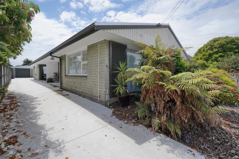 Photo of property in 1/4 Upland Road, Hoon Hay, Christchurch, 8025