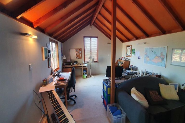 Photo of property in 1/178 Onewa Road, Birkenhead, Auckland, 0626