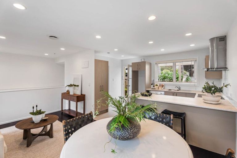 Photo of property in 11/37 Waipa Street, Birkenhead, Auckland, 0626