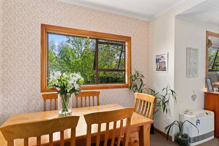 Photo of property in 2/5 Koha Road, Taupo, 3330