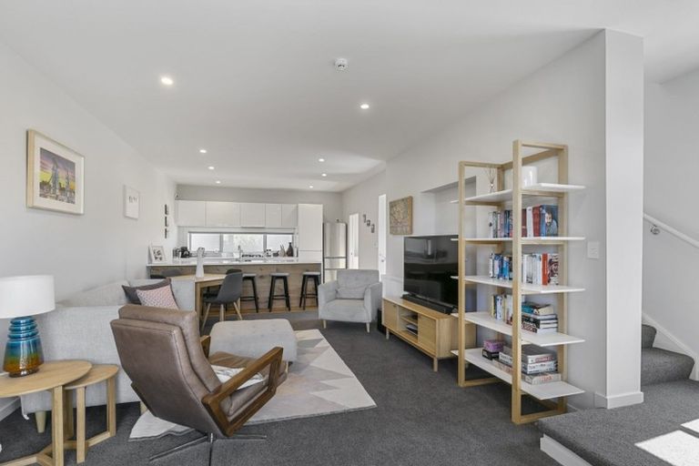 Photo of property in 3d Park Street, Thorndon, Wellington, 6011