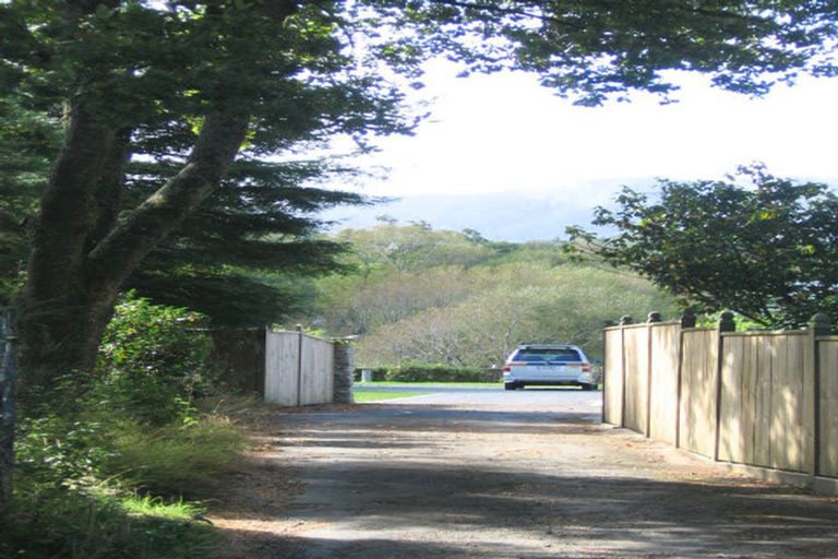 Photo of property in 28 Beechwood Lane, Te Marua, Upper Hutt, 5018