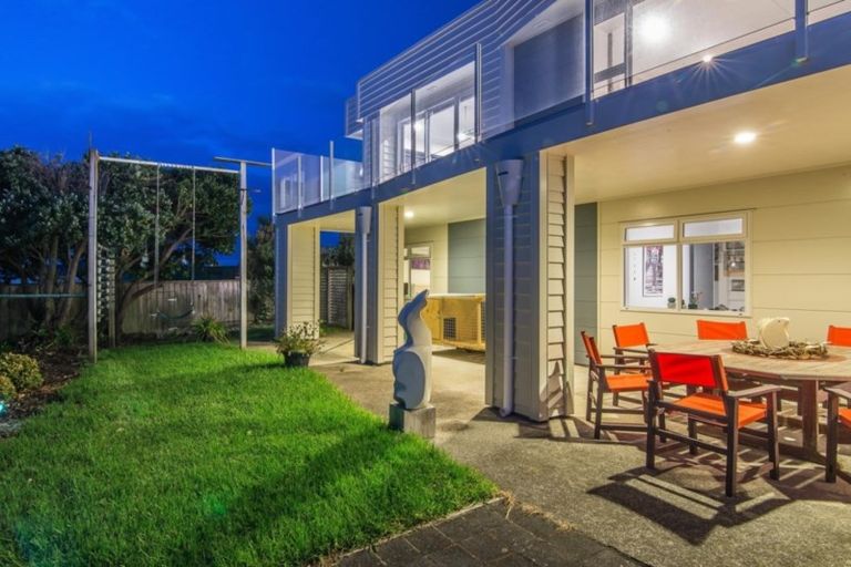 Photo of property in 9 Kotuku Drive, Paraparaumu Beach, Paraparaumu, 5032