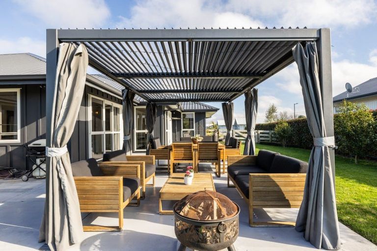 Photo of property in 3 Cape Grove, Haumoana, Hastings, 4180