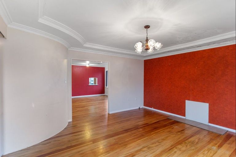 Photo of property in 2 Argyle Avenue, Levin, 5510