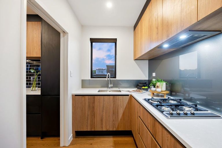Photo of property in 15 Hopetea Street, Long Bay, Auckland, 0630