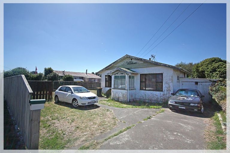 Photo of property in 59 Johnston Street, Foxton, 4814