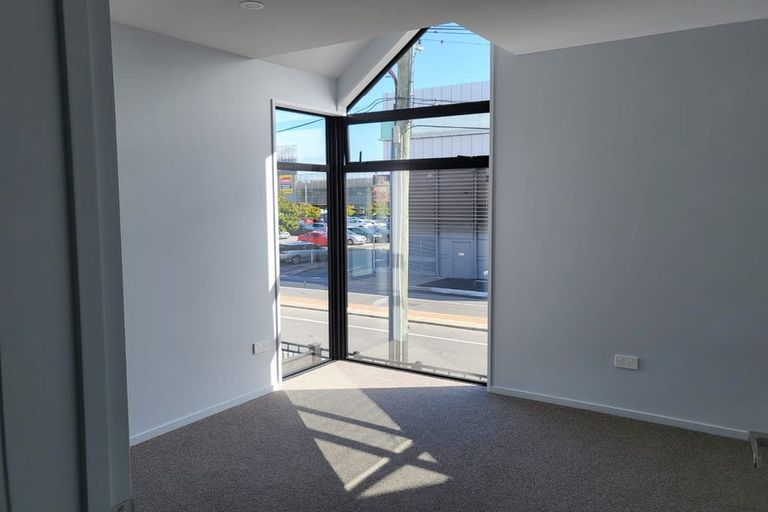 Photo of property in 1/10 New Brighton Road, Shirley, Christchurch, 8061