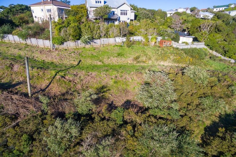 Photo of property in 78 Curtis Street, Northland, Wellington, 6012