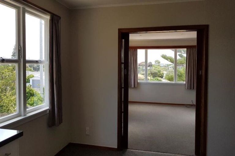 Photo of property in 24 Burns Street, Tawhero, Whanganui, 4501