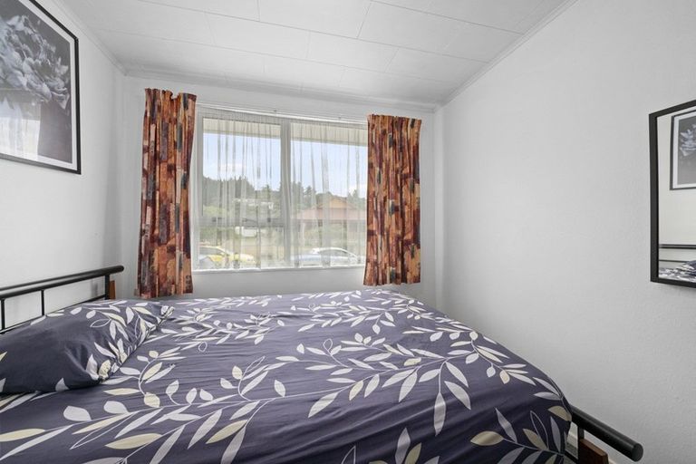 Photo of property in 1/79 Hillside Drive, Maoribank, Upper Hutt, 5018