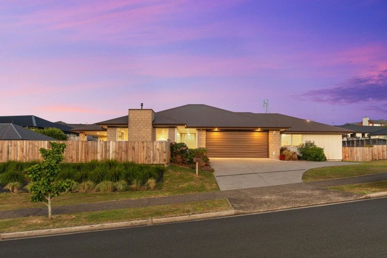 Photo of property in 1 Materawaho Way, Pyes Pa, Tauranga, 3112