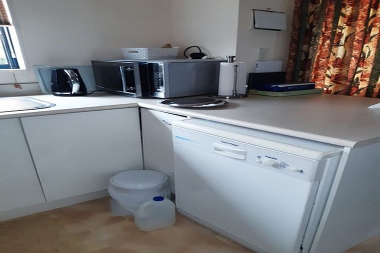 Photo of property in 12/64 Kawaha Point Road, Kawaha Point, Rotorua, 3010