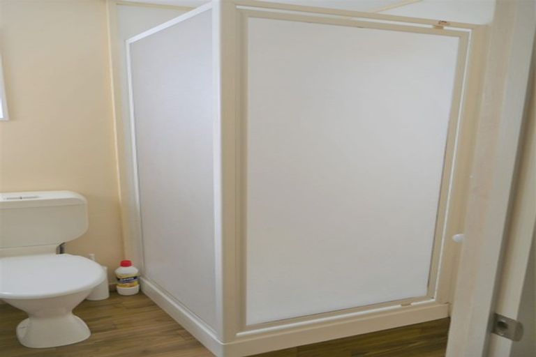 Photo of property in 16 Orewa Heights Crescent, Orewa, 0931