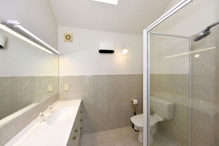 Photo of property in 12 Overdale Drive, Cashmere, Christchurch, 8022