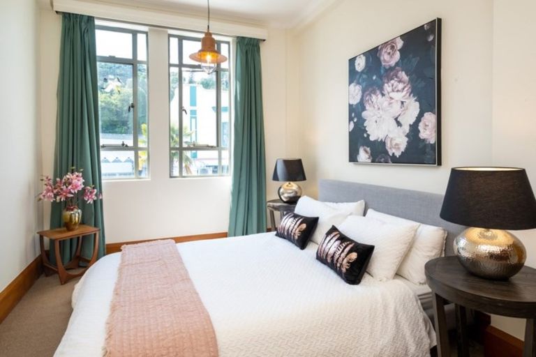 Photo of property in 243 Emerson Street, Napier South, Napier, 4110