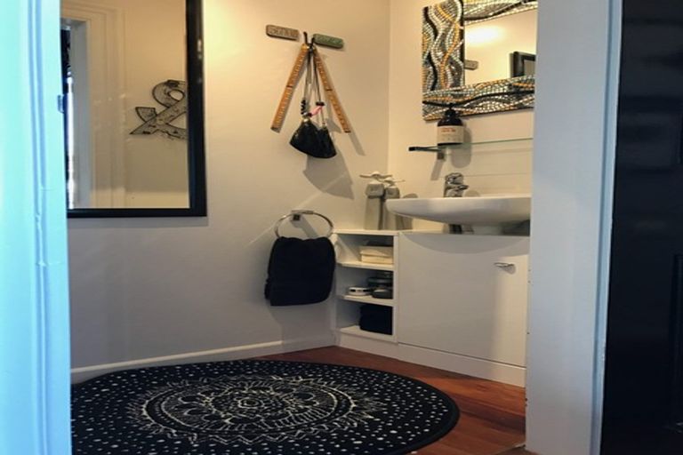 Photo of property in 192 Raumati Road, Raumati Beach, Paraparaumu, 5032