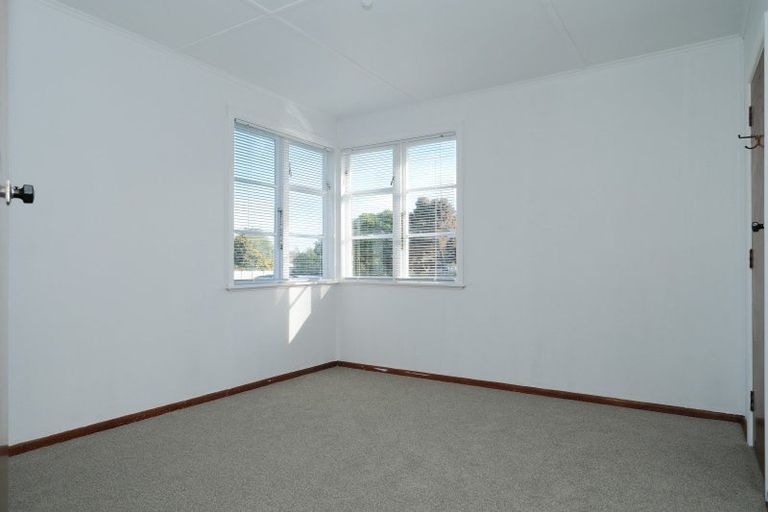 Photo of property in 8 Victor Street, Dannevirke, 4930
