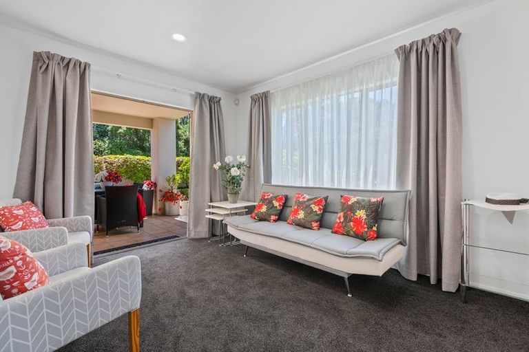 Photo of property in 3b Kawaroa Close, New Plymouth, 4310