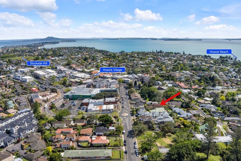 Photo of property in 2/40 Cook Street, Howick, Auckland, 2014