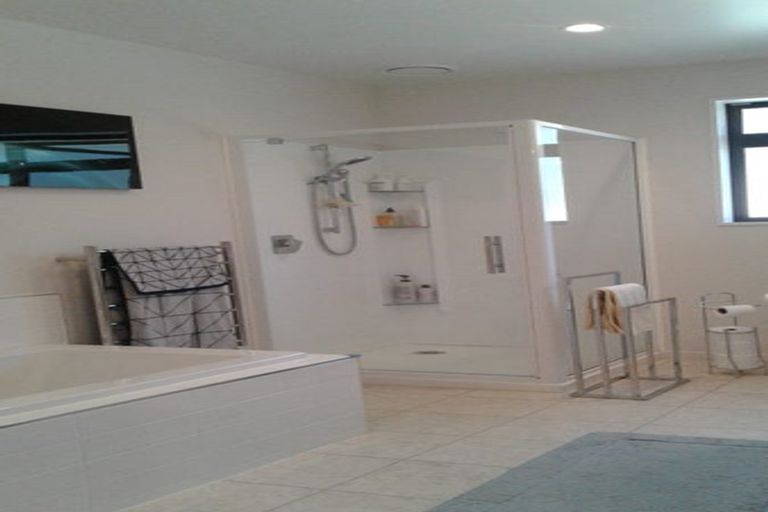 Photo of property in 83 Kotuku Crescent, Woolston, Christchurch, 8023