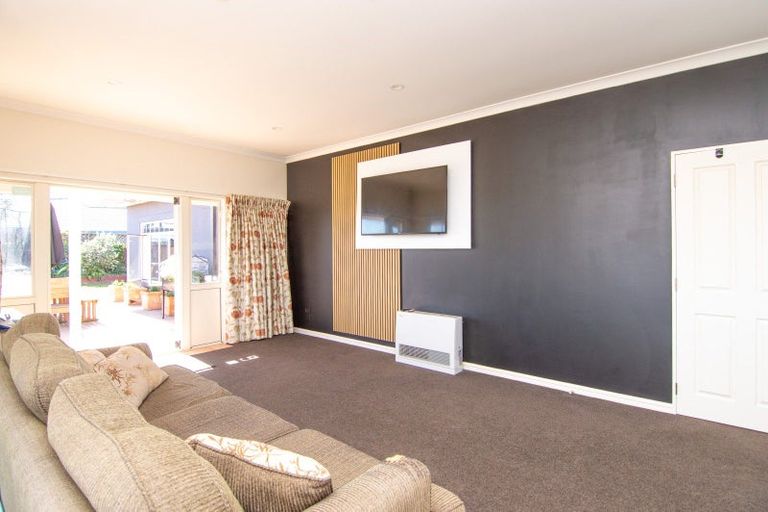 Photo of property in 38 Leander Place, Milson, Palmerston North, 4414