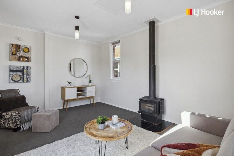 Photo of property in 16 Crest Street, Tainui, Dunedin, 9013