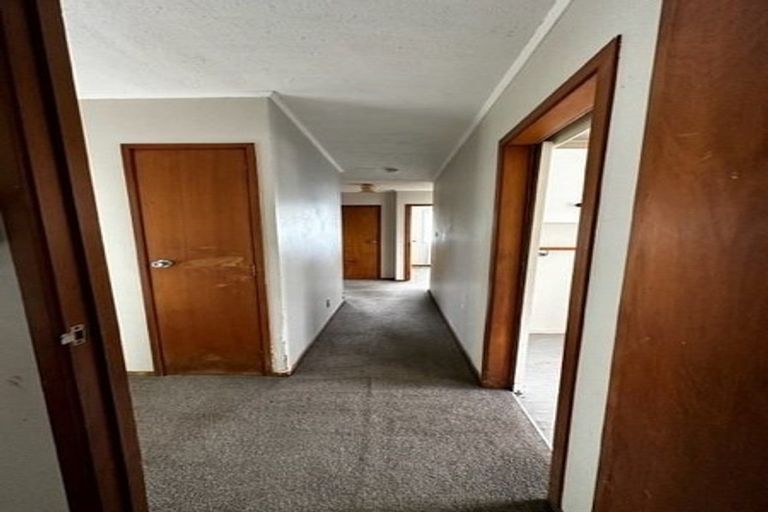 Photo of property in 5 Crispian Place, Weymouth, Auckland, 2103