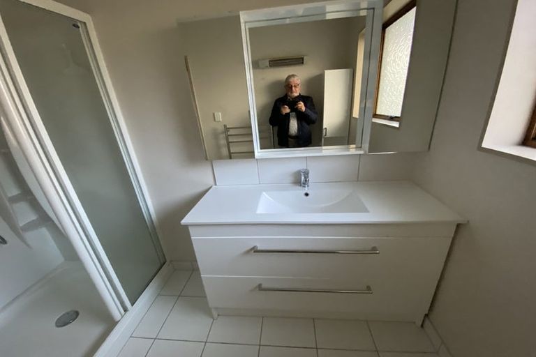 Photo of property in 8/8a Featherston Street, Levin, 5510