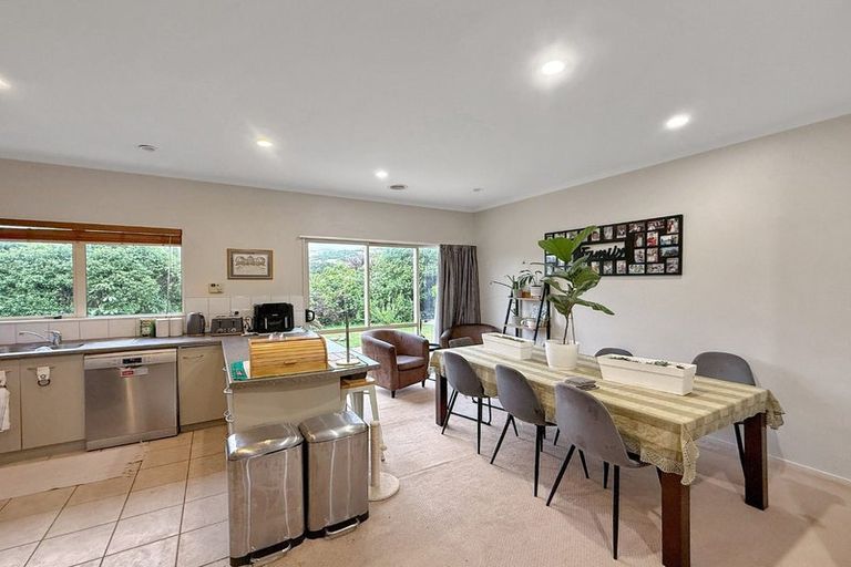 Photo of property in 107 Kentwood Drive, Woodridge, Wellington, 6037