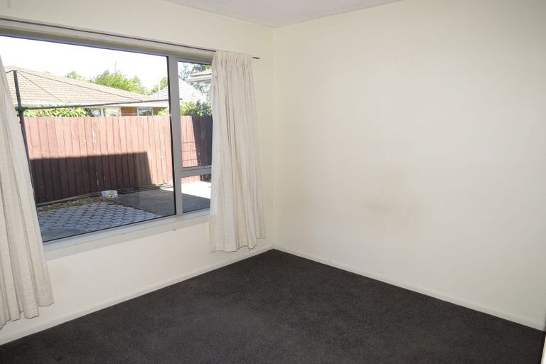 Photo of property in 7a Camrose Place, Ilam, Christchurch, 8041