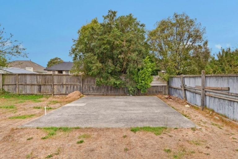 Photo of property in 2/45 Dickson Crescent, Hornby, Christchurch, 8042