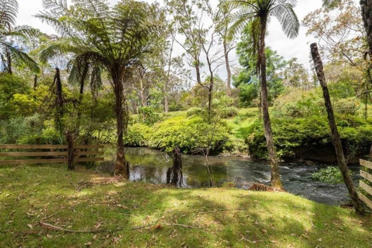 Photo of property in 37 Shirley Road, Shirley, Christchurch, 8013