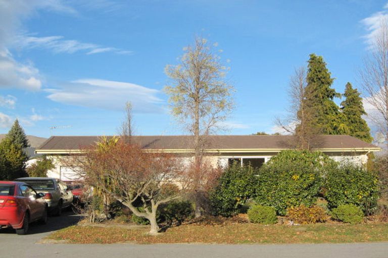 Photo of property in 56 Neplusultra Street, Cromwell, 9310