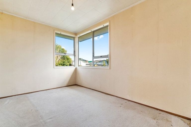 Photo of property in 16 Feasegate Street, Manurewa, Auckland, 2102