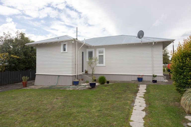 Photo of property in 25 Hospital Street, Dannevirke, 4930
