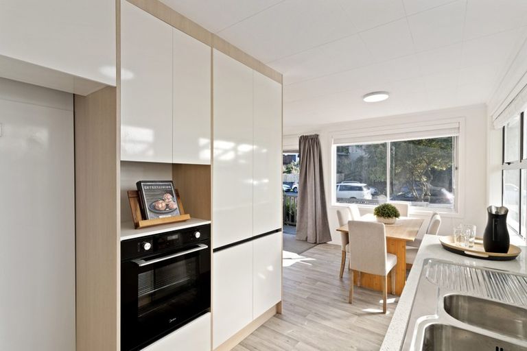 Photo of property in 23 Kowhai Street, Hamilton Lake, Hamilton, 3204