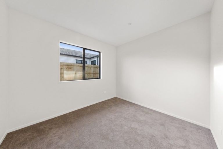Photo of property in 10 Whakapono Road, Pukekohe, 2120