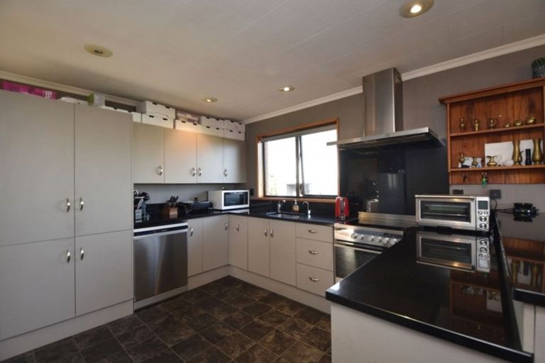 Photo of property in 148 Inglewood Road, Newfield, Invercargill, 9812