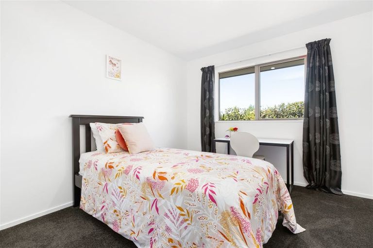 Photo of property in 11 Ambrosia Lane, Aidanfield, Christchurch, 8025