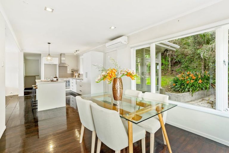 Photo of property in 1 Huia Road, Titirangi, Auckland, 0604