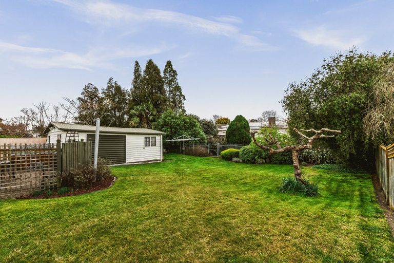 Photo of property in 1212 Louie Street, Parkvale, Hastings, 4122