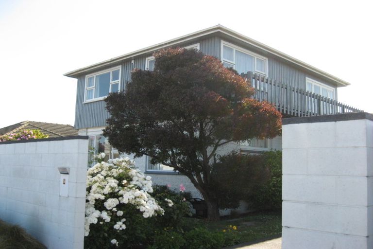 Photo of property in 9 Russley Road, Russley, Christchurch, 8042