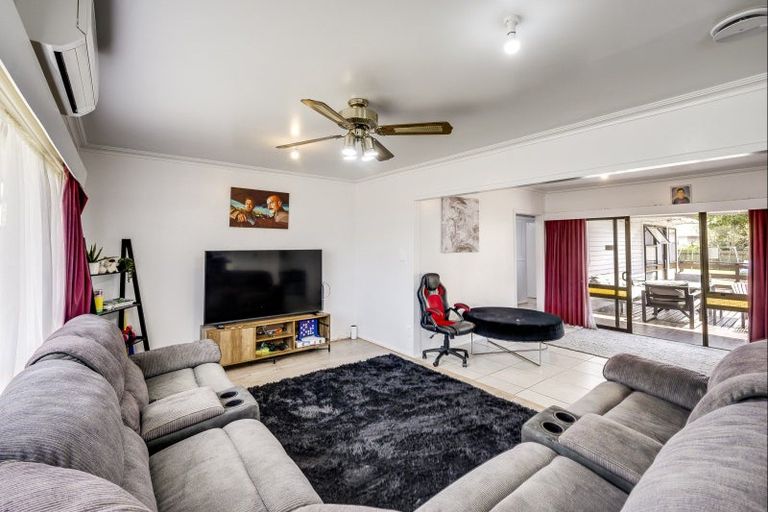 Photo of property in 301 Kennedy Road, Onekawa, Napier, 4110